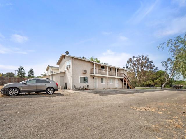Newly renovated 2 bedroom 1 bath unit in Rio Linda