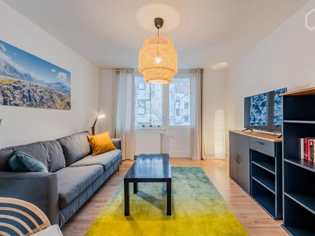 Newly renovated 2 room flat next to historical Osram Höfe all inclusive wifi, cleaning service, Gas & Electricity, Berlin Amsterdam Apartments for Rent