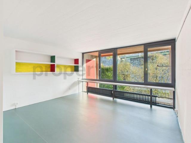 Newly renovated 5.5 room elegant maisonette apartment with an ideal location in Wünnewil Flamatt
