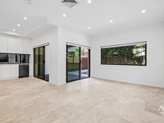 Newly Renovated Coastal Duplex in a Prime Little Bay Location