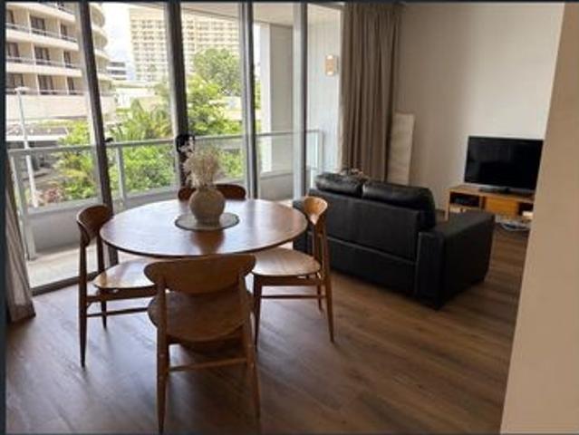 Newly Renovated Cosy Waterfront Apartment with ALL BILLS INCLUDED