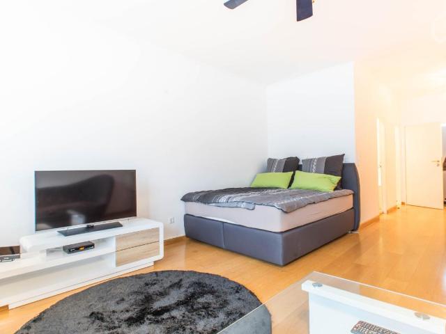 Newly Renovated charming furnished City apartment nearly Ku'damm, Berlin Amsterdam Apartments for Rent