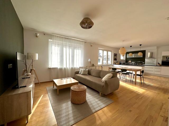 Newly renovated and beautifully decorated home in best location
