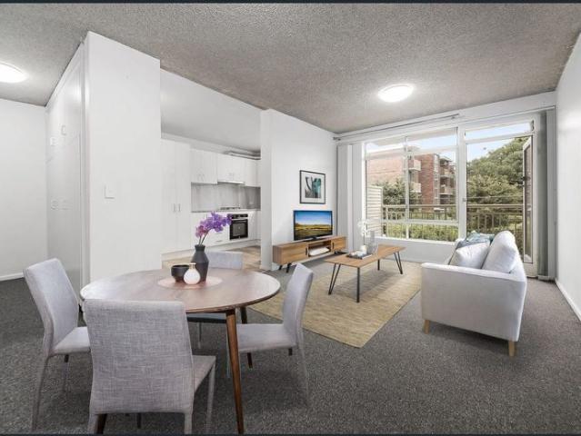Newly Renovated Apartment Offering Space, Style & Convenience