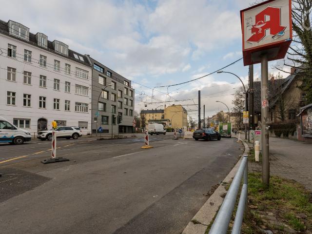 Newly renovated apartment with balcony 20 min to Alexanderplatz in Weißensee, Berlin Amsterdam Apartments for Rent