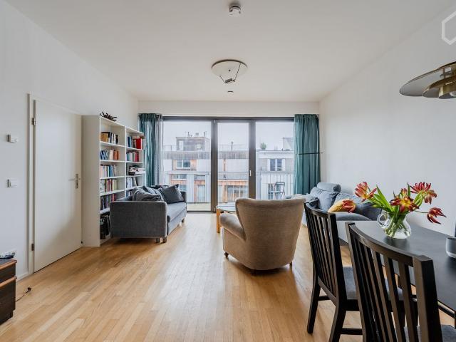 Newly renovated beautiful 1 bedroom apt, roof terasse, centrally located, Berlin Amsterdam Apartments for Rent