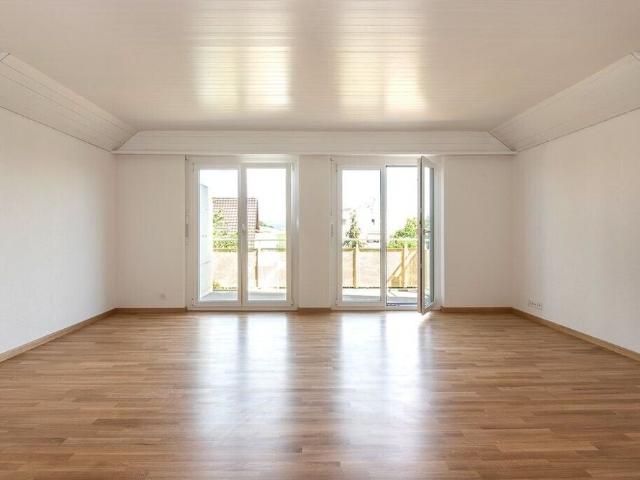 Newly renovated Bijou is looking for you!