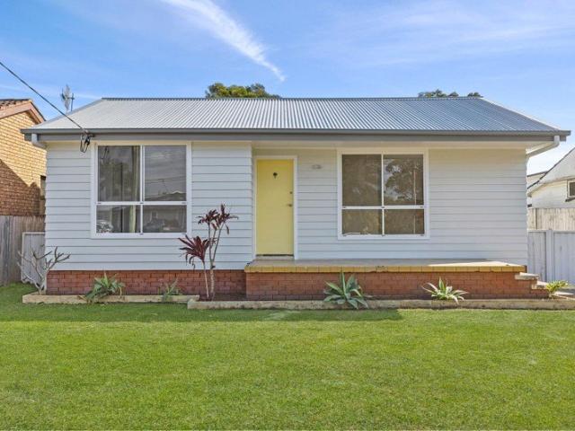 Newly Renovated Bright and Sunny