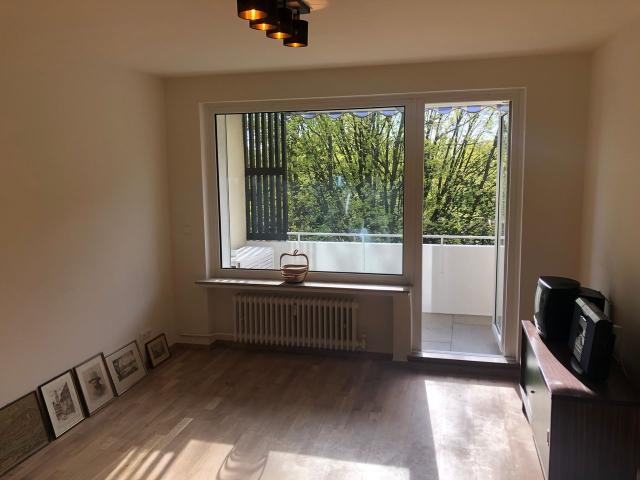Newly renovated bright spacious maisonette apartment in Vahr, Bremen, Bremen Amsterdam Apartments for Rent