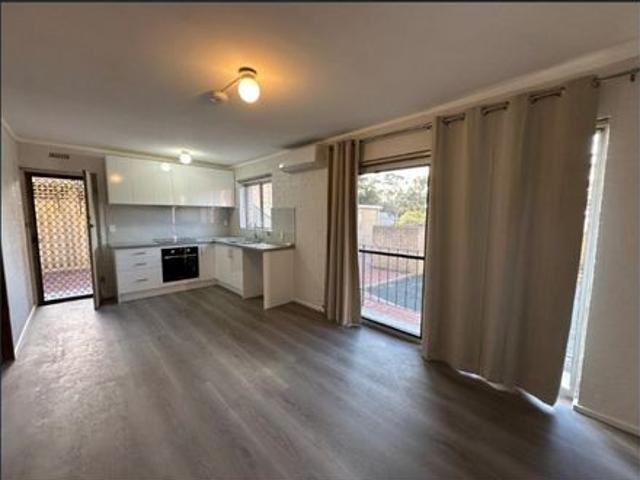 Newly renovated ground floor apartment