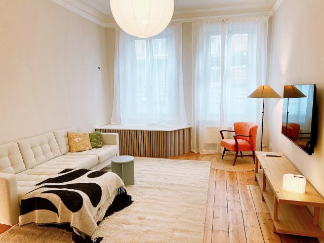 Newly renovated elegant whole apartment in the central of Hamburg Eimsbüttel