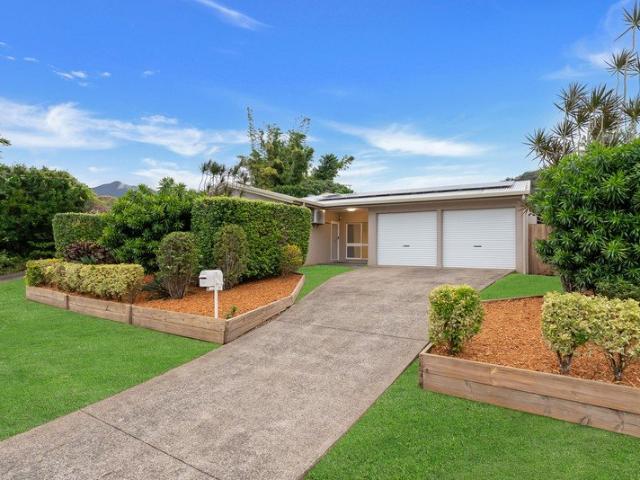 Newly Renovated Family Home with Swimming Pool