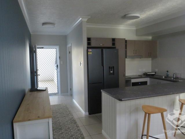 Newly Renovated Fully Furnished 2 Bedroom Apartment