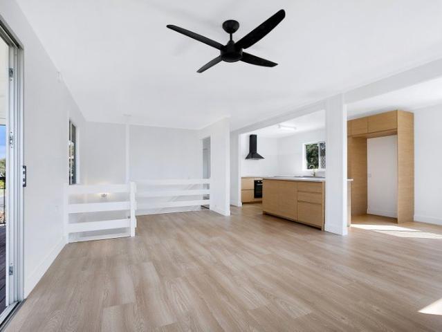 Newly renovated home, ready to call home!