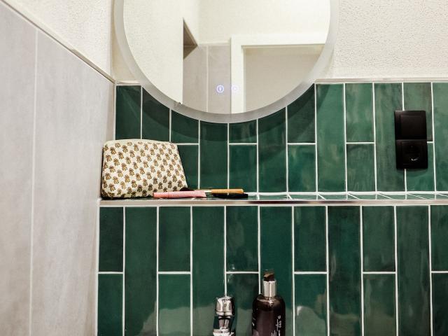 Newly renovated, high quality apartment with new bathroom fully furnished & move in ready