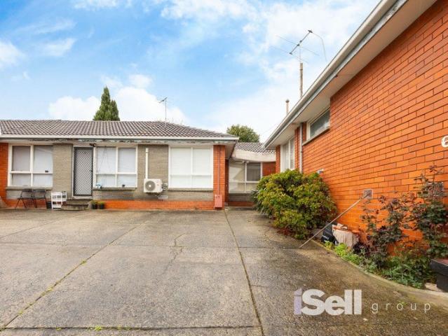 Newly Renovated in a convenient Springvale Location