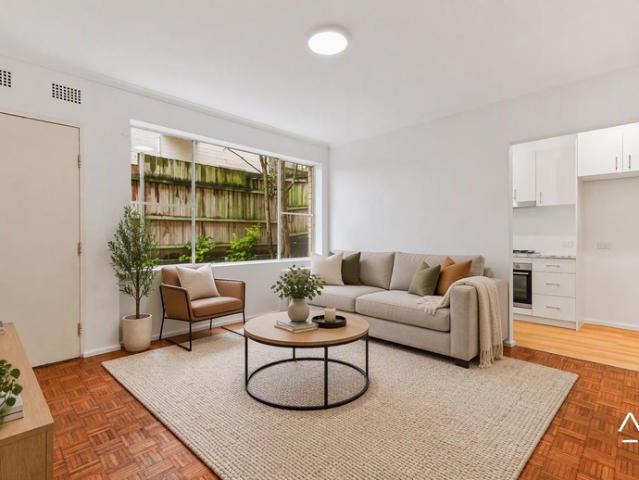 Newly Renovated One Bedroom Unit