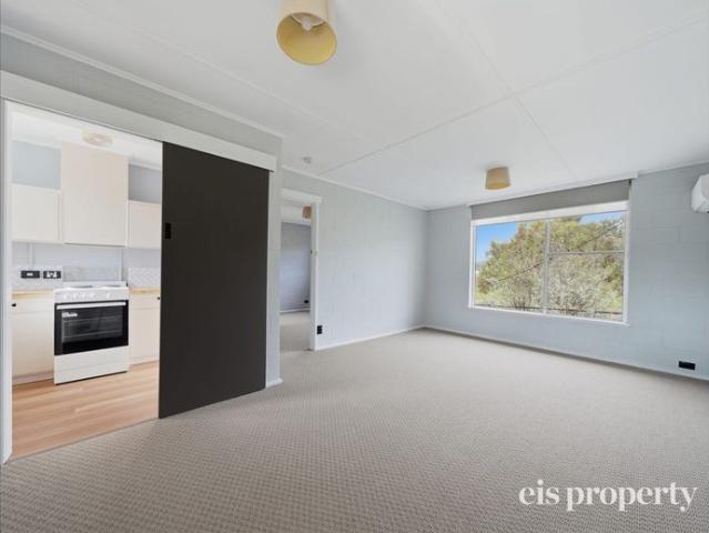 Newly Renovated One Bedroom Unit