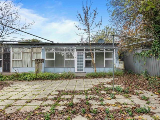 NEWLY RENOVATED ONE BEDROOM UNIT IN BALLARAT CBD