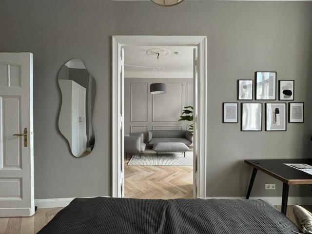 Newly renovated old building gem with stucco and designer kitchen top location Steglitz