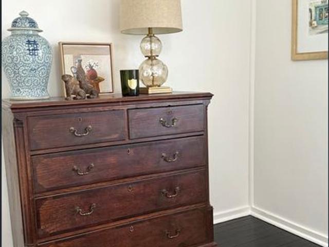 Newly Renovated Open Plan Living & Luxe Furnishings