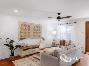NEWLY RENOVATED Low Maintenance Home!