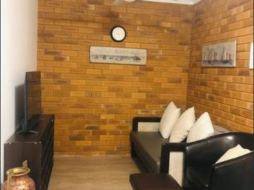 Newly renovated spacious studio type unit