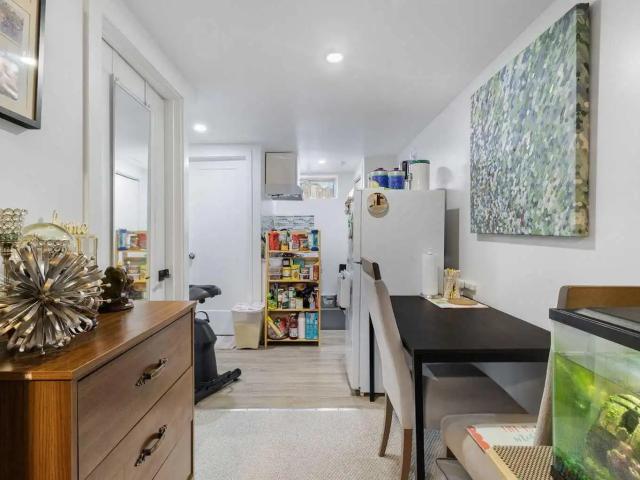 Newly Renovated Studio Basement Suite – Private Entrance