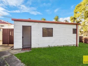 Newly Renovated Studio in Convenient Lalor Park Location