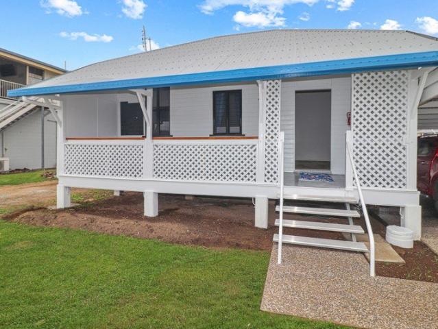 NEWLY RENOVATED STUDIO WITH OCEAN VIEWS