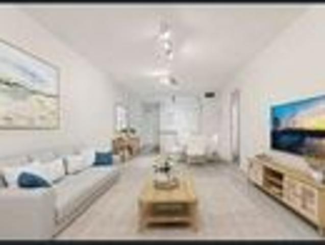 NEWLY Renovated Stunning Large Apartment