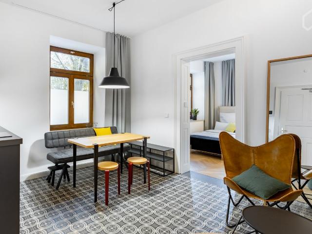 Newly renovated, stylish apartment in München Altperlach, Munchen Amsterdam Apartments for Rent