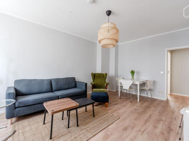 newly renovated quiet and cosy 3 room apartment close to Kurfürstendamm in Charlottenburg, Berlin Amsterdam Apartments for Rent
