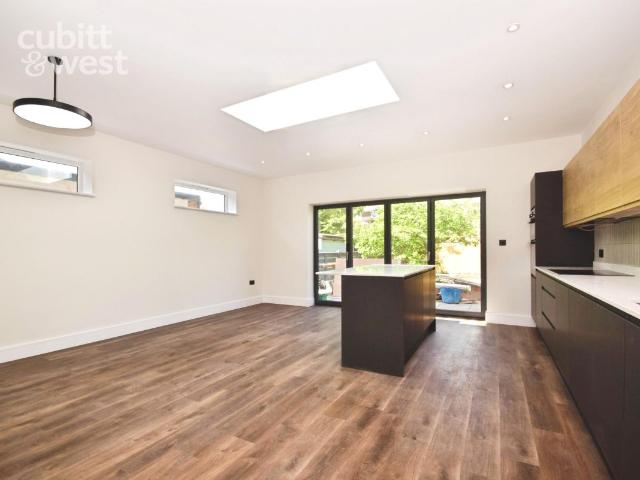 Newly Renovated, Roderick Avenue BN10, 3 bed bungalow to rent, £2,000 pcm | PrimeLocation