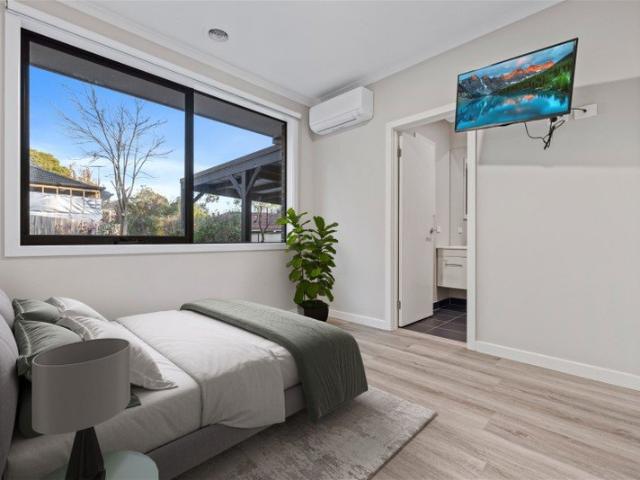 Newly renovated rooming house centrally located in Bayswater North All bills inclusive