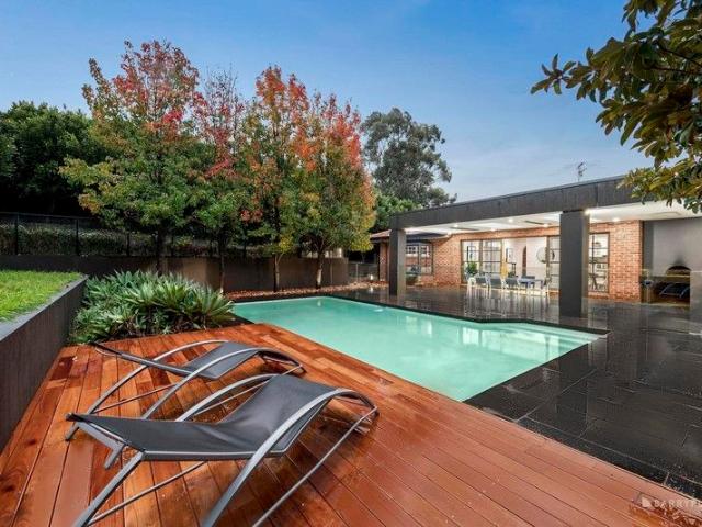 Newly Renovated Residence, Impeccable Style and Luxury Quality