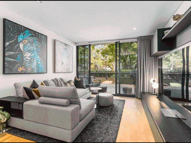 Newly renovated Riverside Living at Raffles Waterfront