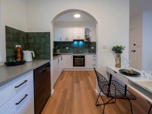 Newly Renovated Two Bedroom Apartment In City Centre!