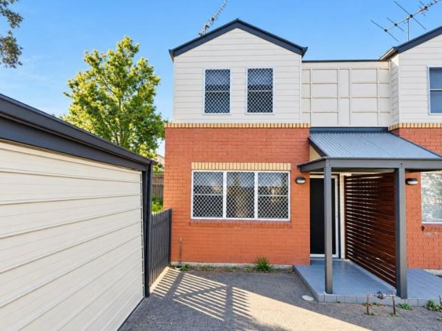 Newly Renovated Two Bedroom Home in Convenient Telarah Location