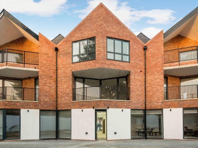 Newly refurbished 2bedroom flat in Edmonton