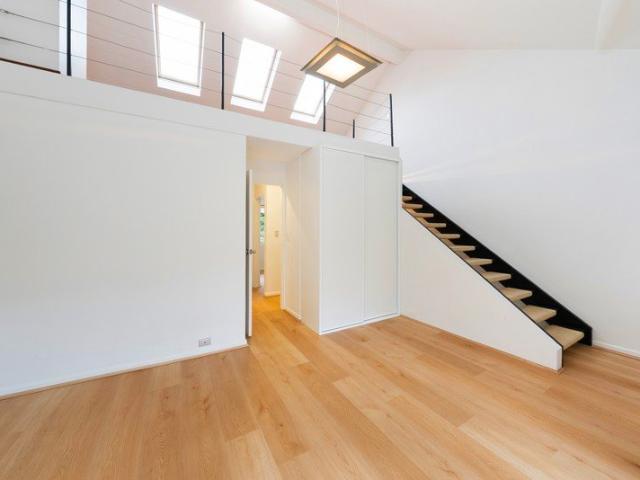 Newly Refurbished Townhouse in Sought After Location