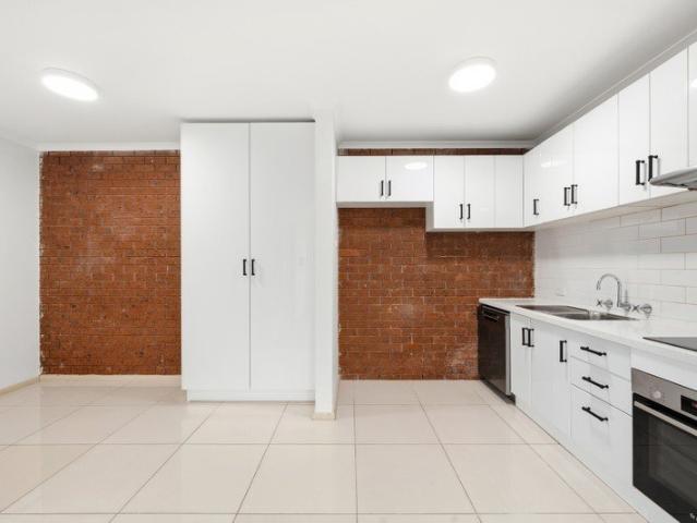 Newly refurbished apartment in the heart of Coburg