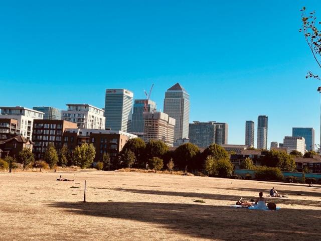 Newly Refurbished Flat near Canary Wharf/ Mile End
