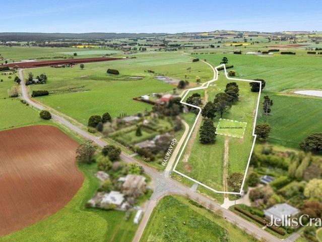 Newlyn Station Prime 5.74 ha farming property with permit to build Ready for your dream rural lifestyle