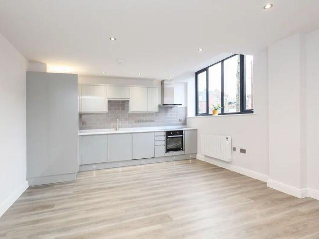 Newlyn Road, Sheffield S8, 1 bed flat to rent, £700 pcm | PrimeLocation