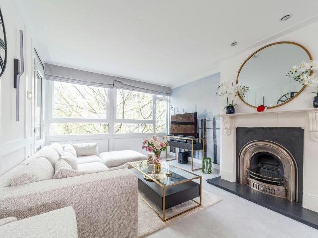 Newman House, Garden Row, London, SE1 6HW, United Kingdom | 3 bed apartment for rent #160134628 | Rentberry