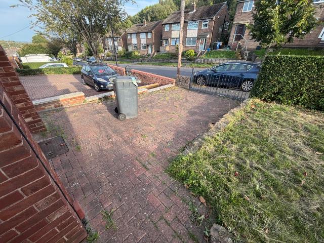 Newman Road, Sheffield S9, 2 bed bungalow to rent, £800 pcm | PrimeLocation
