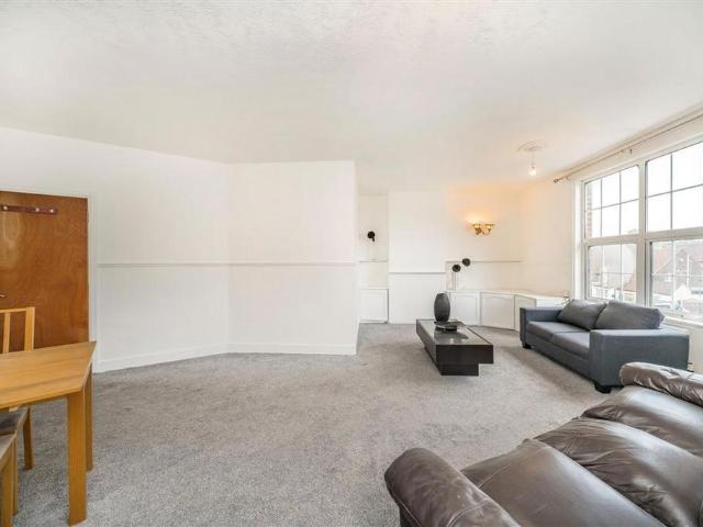 Newmarket Green, London SE9 1 bed flat to rent £1,200 pcm £277 pw