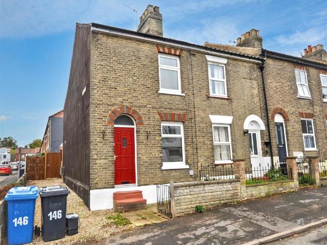 Newmarket Street, Norwich 3 bed end of terrace house to rent £1,295 pcm £299 pw