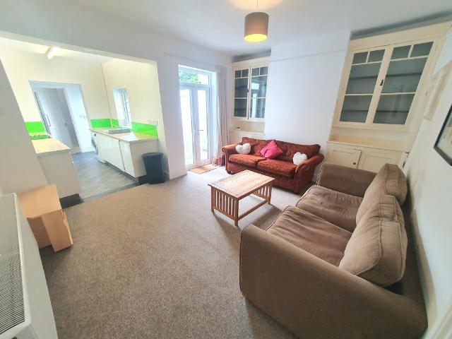 Newmarket Street, NORWICH 5 bed terraced house to rent £2,500 pcm £577 pw
